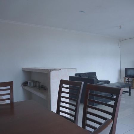 Oyo Life 92977 Neba Kost Aesthetic Hotel Peladen Ngoại thất bức ảnh